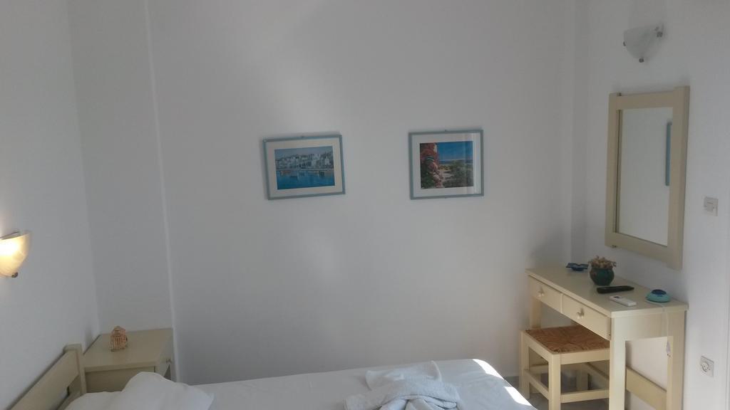 Antonia Studios Naousa  Room photo